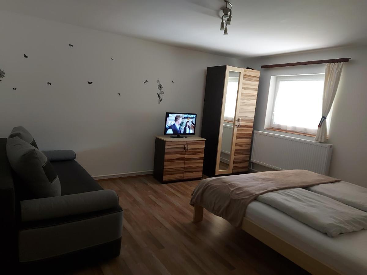 Potyka Apartman Tiszafured Exterior photo