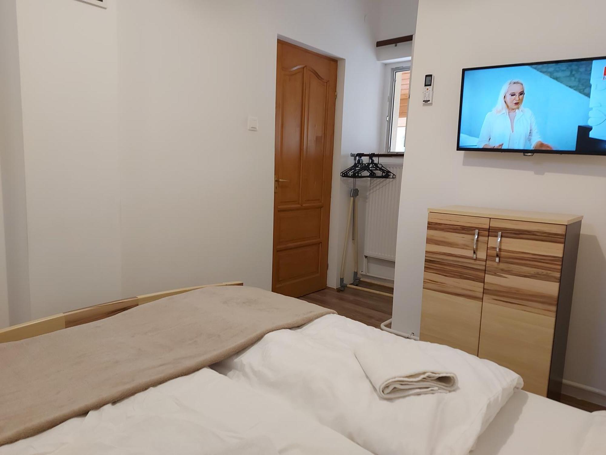 Potyka Apartman Tiszafured Exterior photo